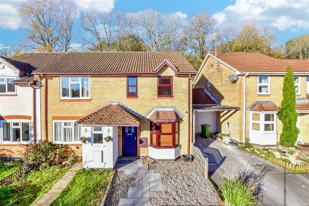 Property photo 1 of 8 External (Web) 1