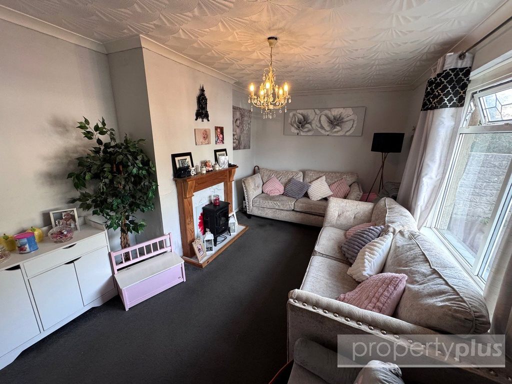 Property photo 3 of 14 Picture No. 09