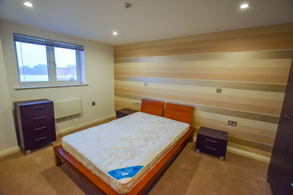 Property photo 2 of 16 Picture No. 04