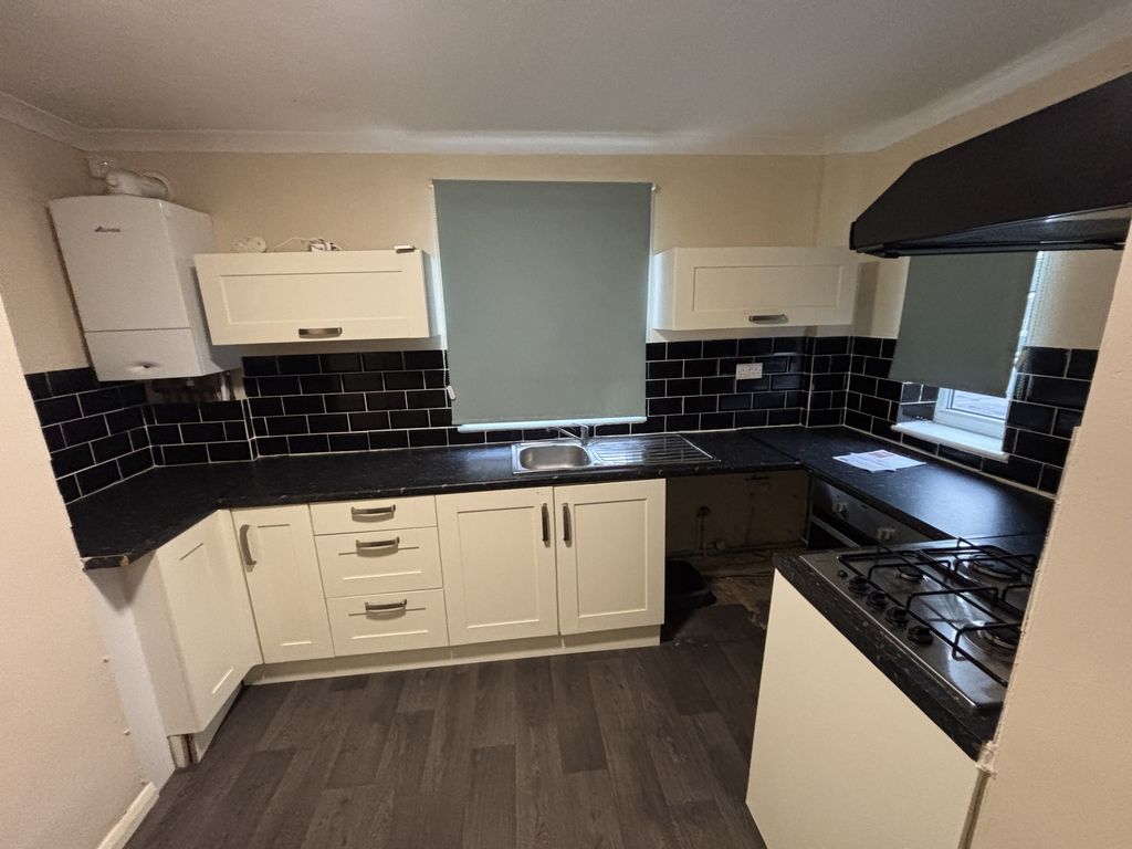 Property photo 2 of 7 Photo 2