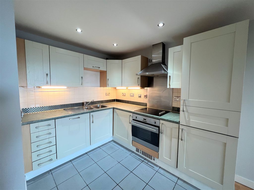 Property photo 2 of 20 Gallery