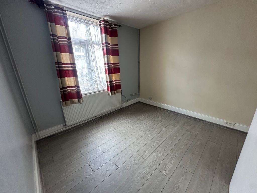 Property photo 3 of 11 Reception Room