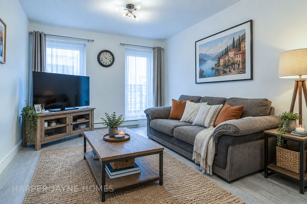 Property photo 1 of 6 Living Room