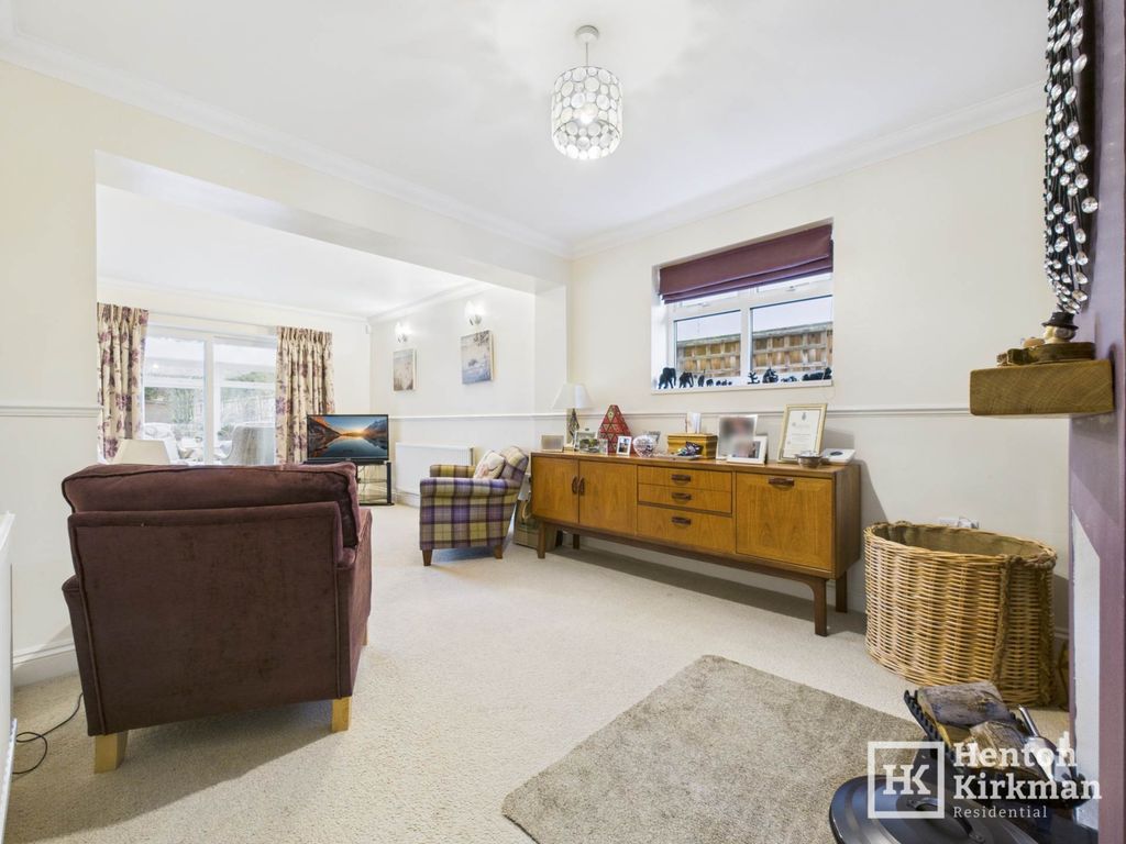 Property photo 3 of 25