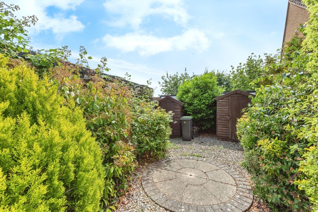 Property photo 2 of 17 Photo