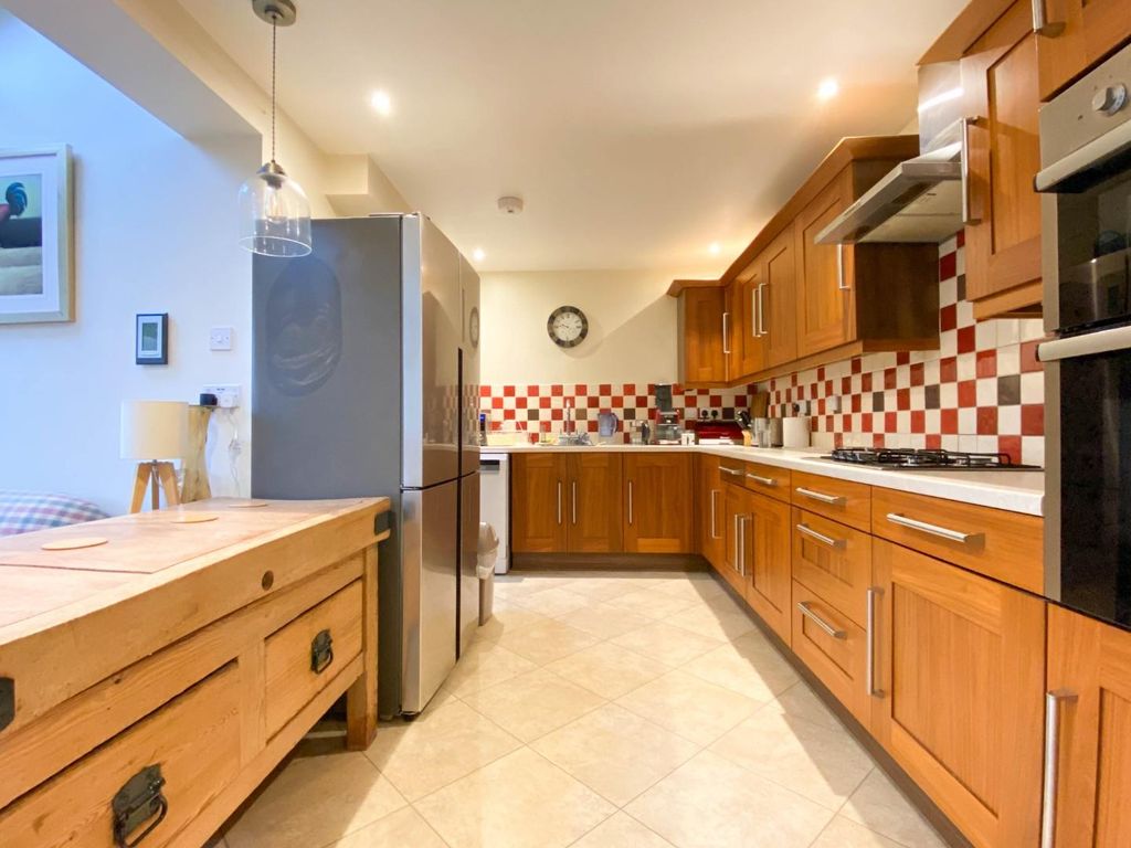 Property photo 2 of 14 Image00034.Jpg