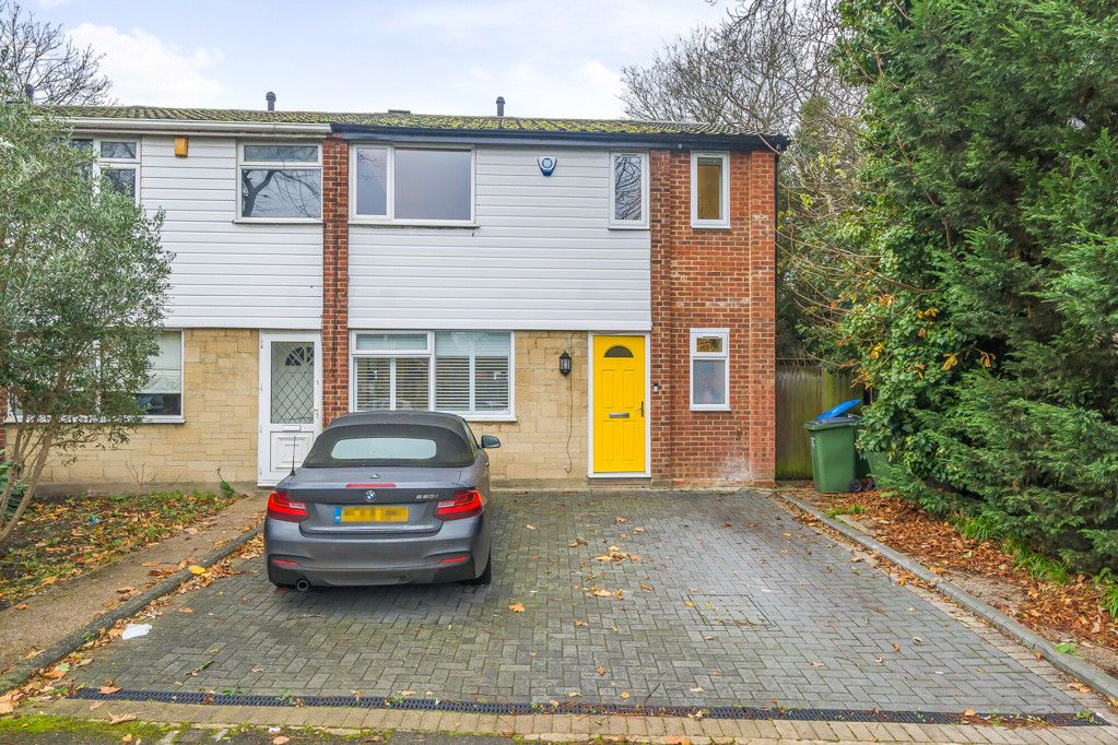 Property photo 2 of 14 External