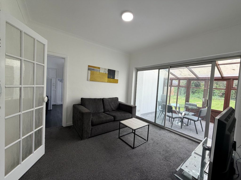 Property photo 2 of 10 Picture No. 04