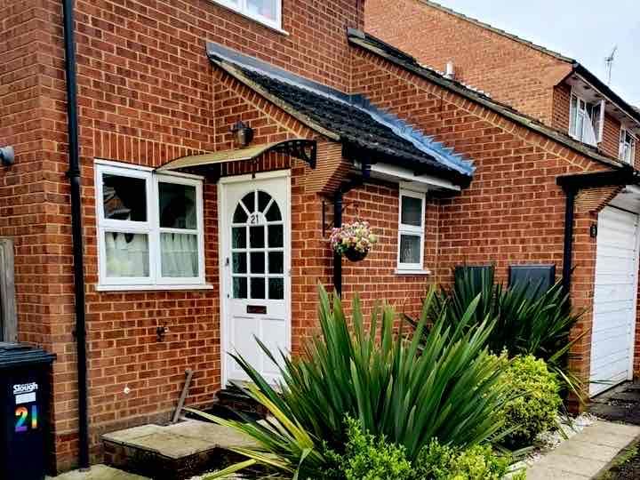 Property photo 1 of 18