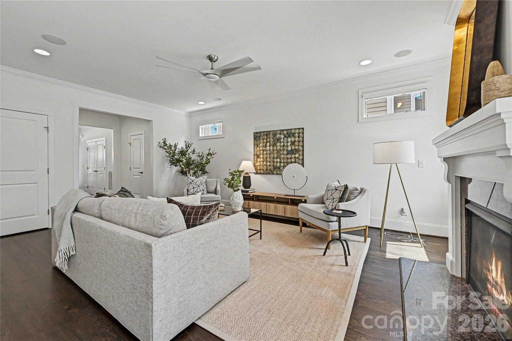 Property photo 2 of 5 <Alttext/>