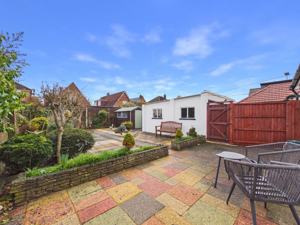 Property photo 3 of 10 Picture No. 12