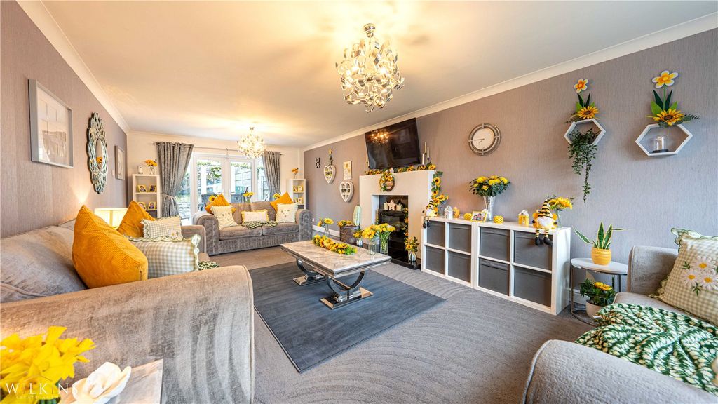 Property photo 2 of 36 Picture No. 06