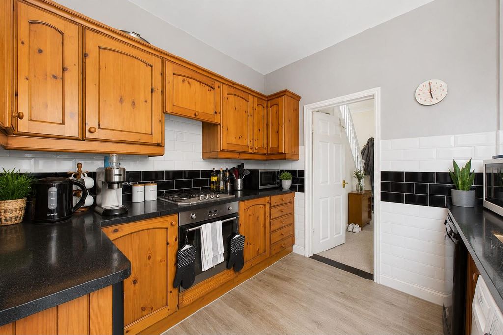 Property photo 3 of 17 Cauldwell 1 .Jpeg