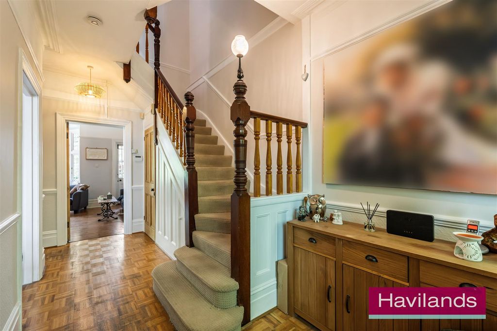 Additional image 4 of 6 bed semi-detached house for saleVillage Road, Enfield EN1