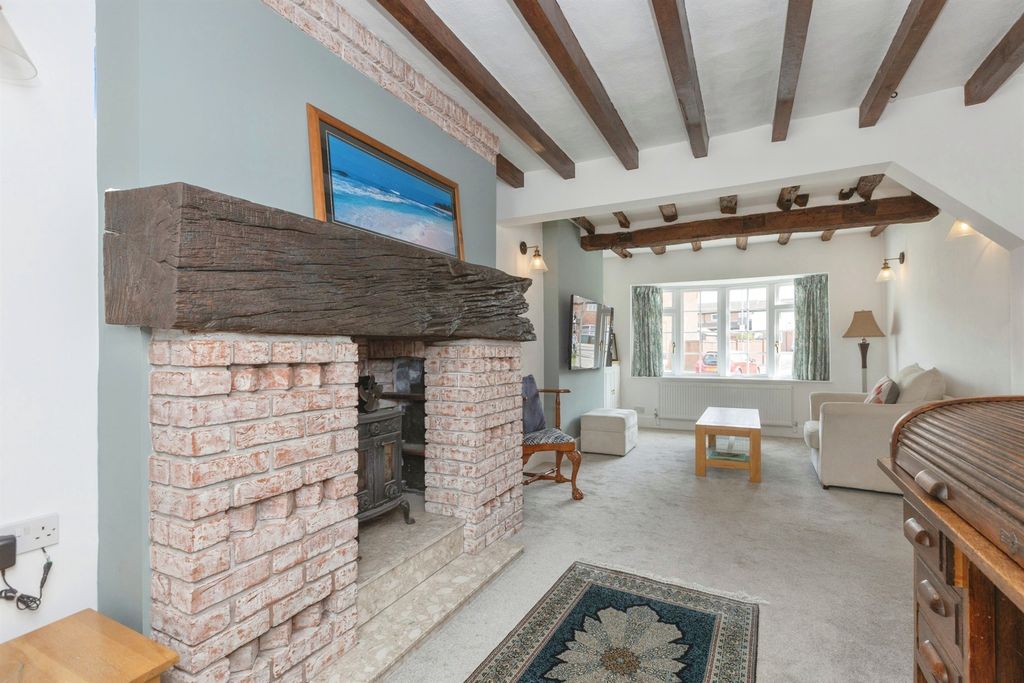 Property photo 3 of 20