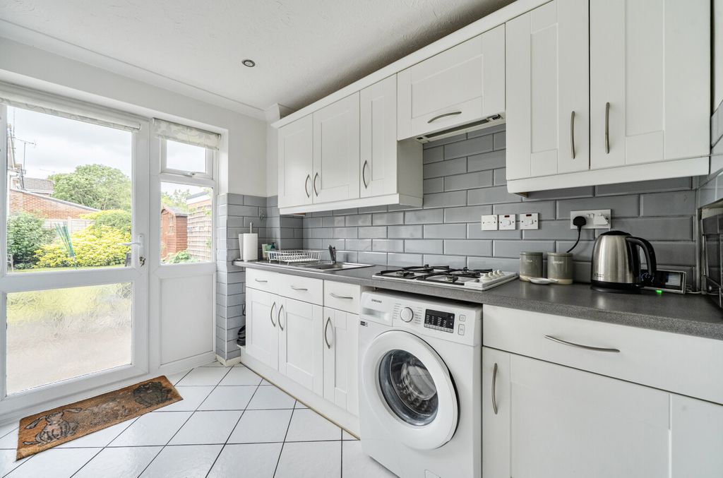 Property photo 3 of 19 1477011-17-6A2c05...