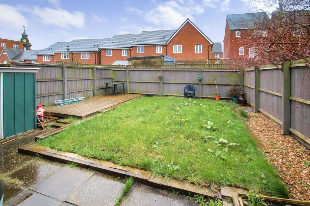 Property photo 2 of 9