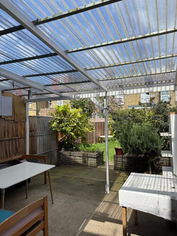 Property photo 3 of 15 Garden