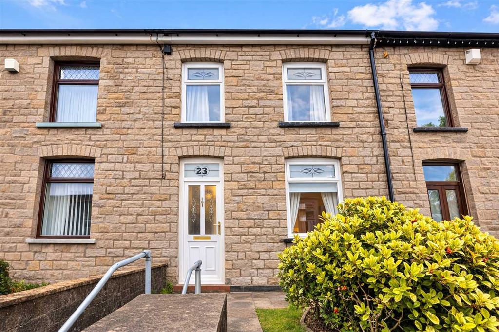 Property photo 1 of 18 Main Picture