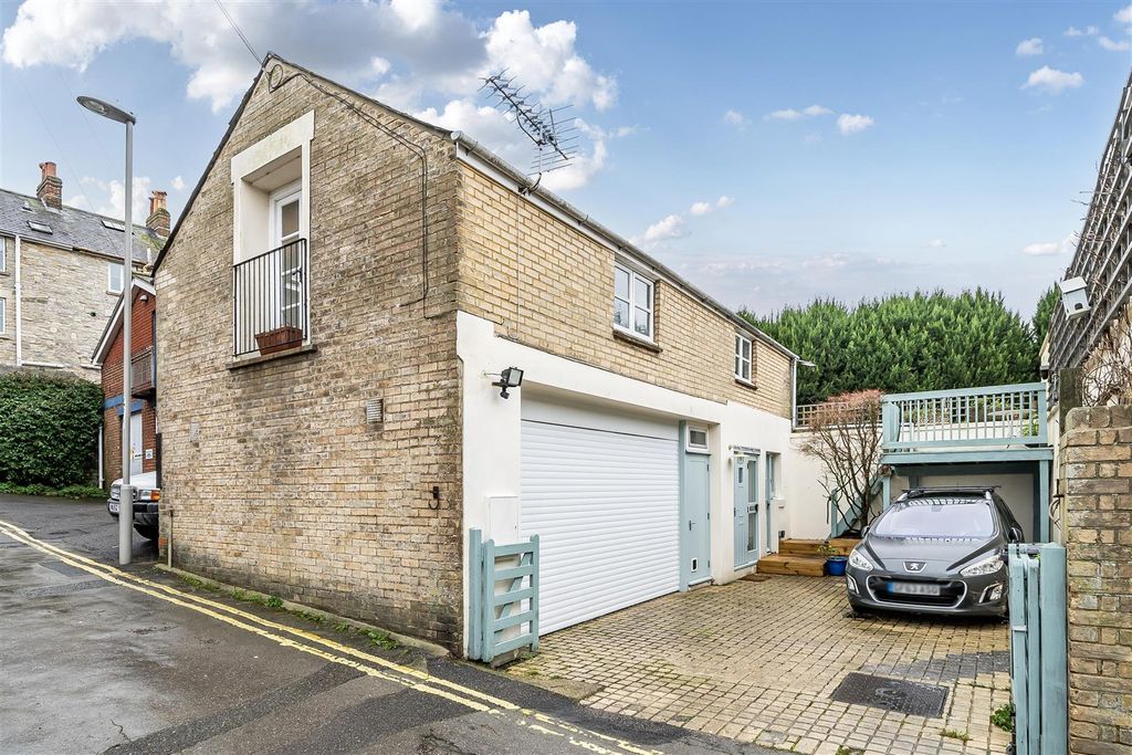 Property photo 1 of 27 1400968-1-69667d5947c3E.Jpg