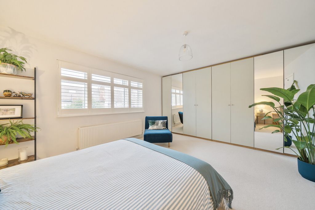 Property photo 2 of 14 1408874-9-6984Ae7...