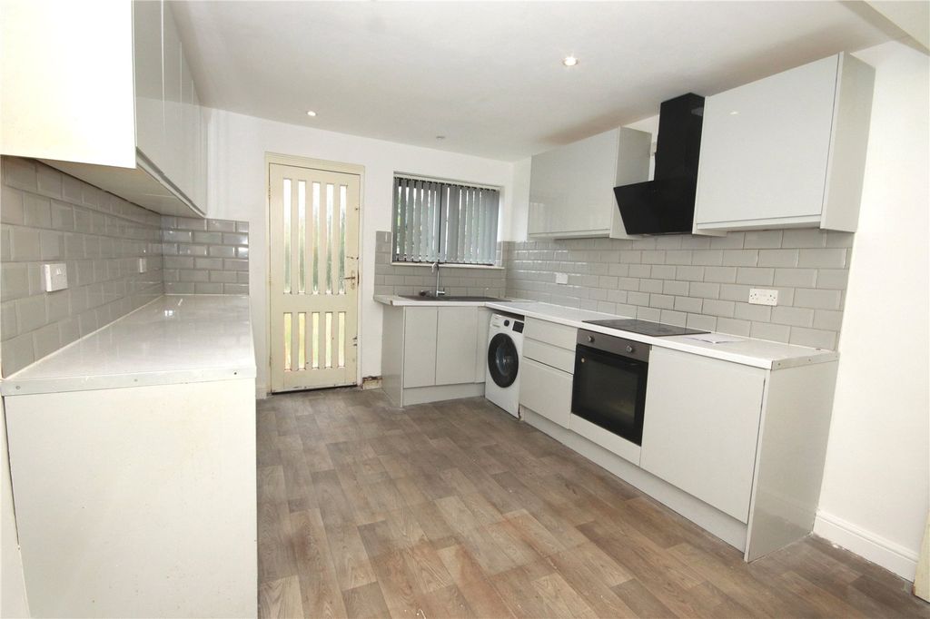 Property photo 2 of 18 Picture No. 07
