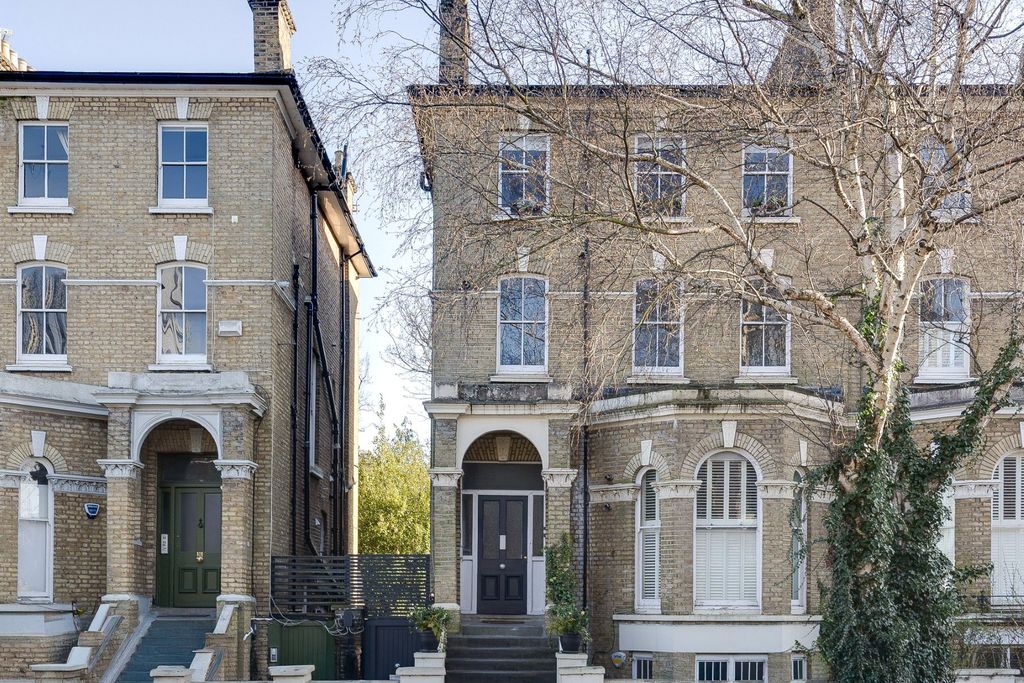 Property photo 3 of 12 Picture No. 33