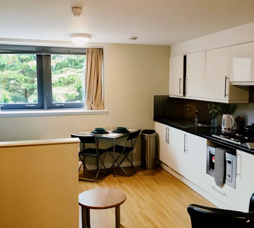 Property photo 2 of 41