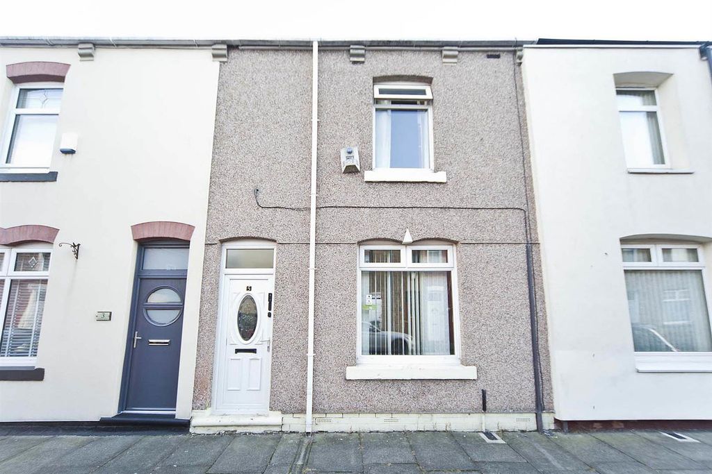 Property photo 1 of 22
