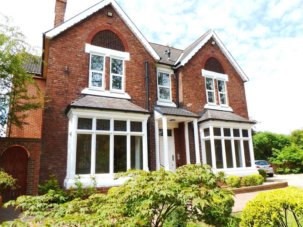 Property photo 1 of 7 Front