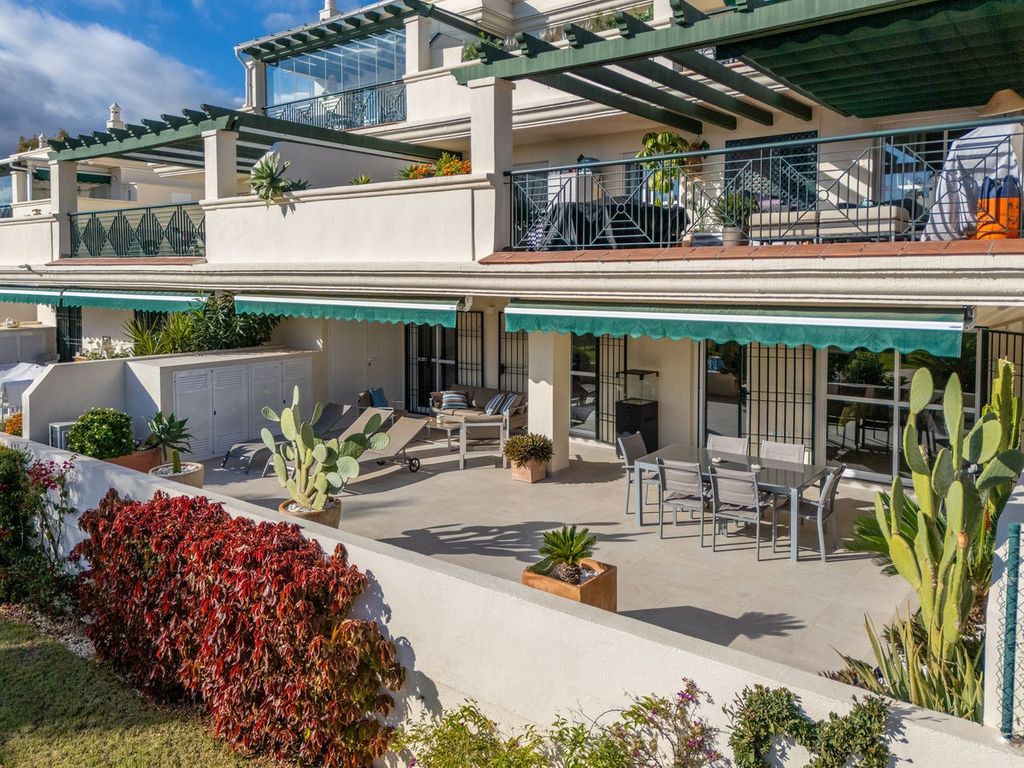 Property photo 2 of 31