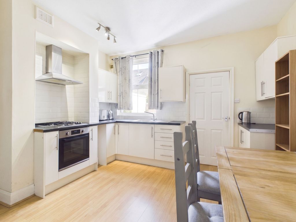 Property photo 3 of 8 Dining Kitchen