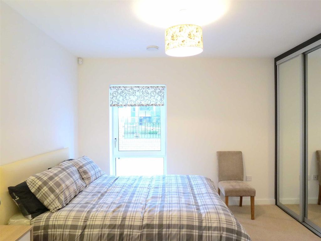 Property photo 3 of 7