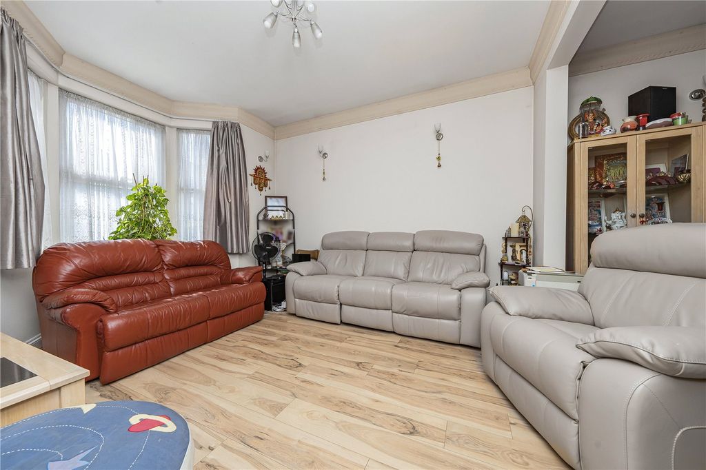 Property photo 3 of 13 Picture No. 01