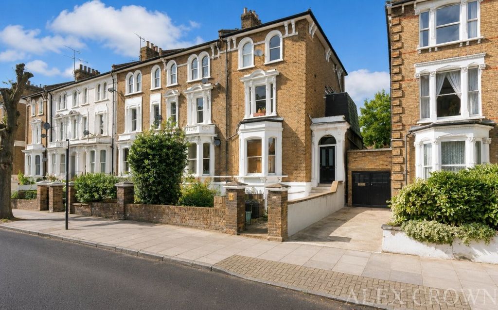 Property photo 1 of 1