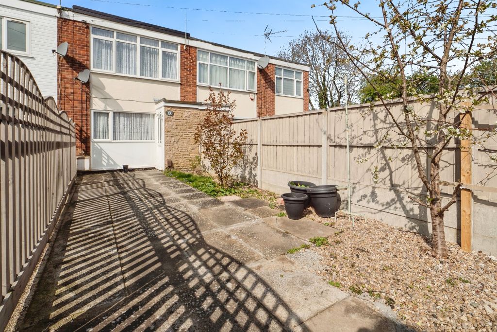 Property photo 1 of 17