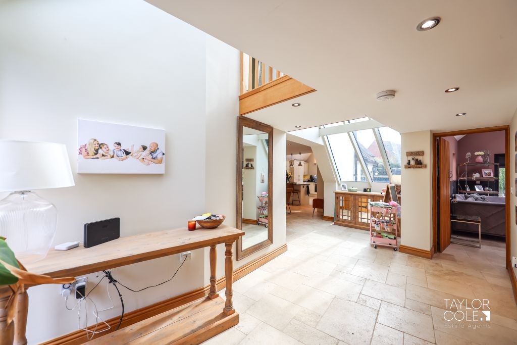 Property photo 3 of 49