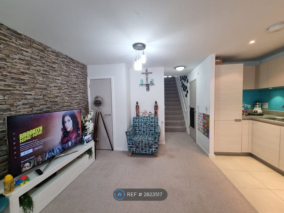 Property photo 3 of 13 Groundfloor - Living1