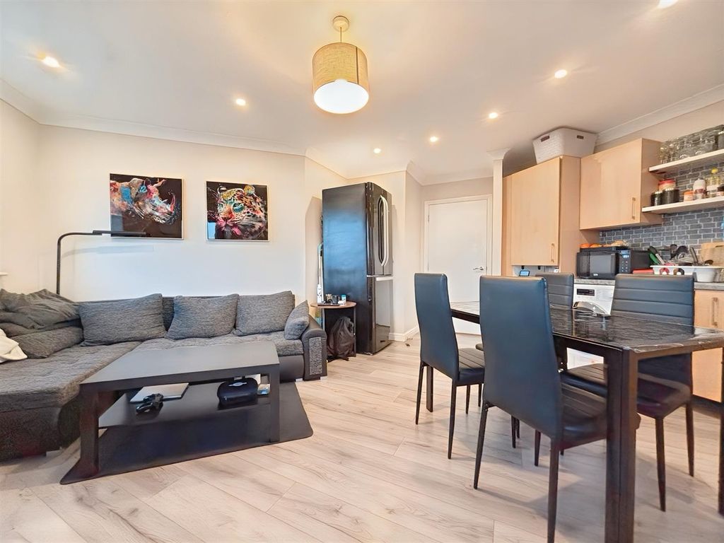 Property photo 2 of 11 Img_4674.Jpeg