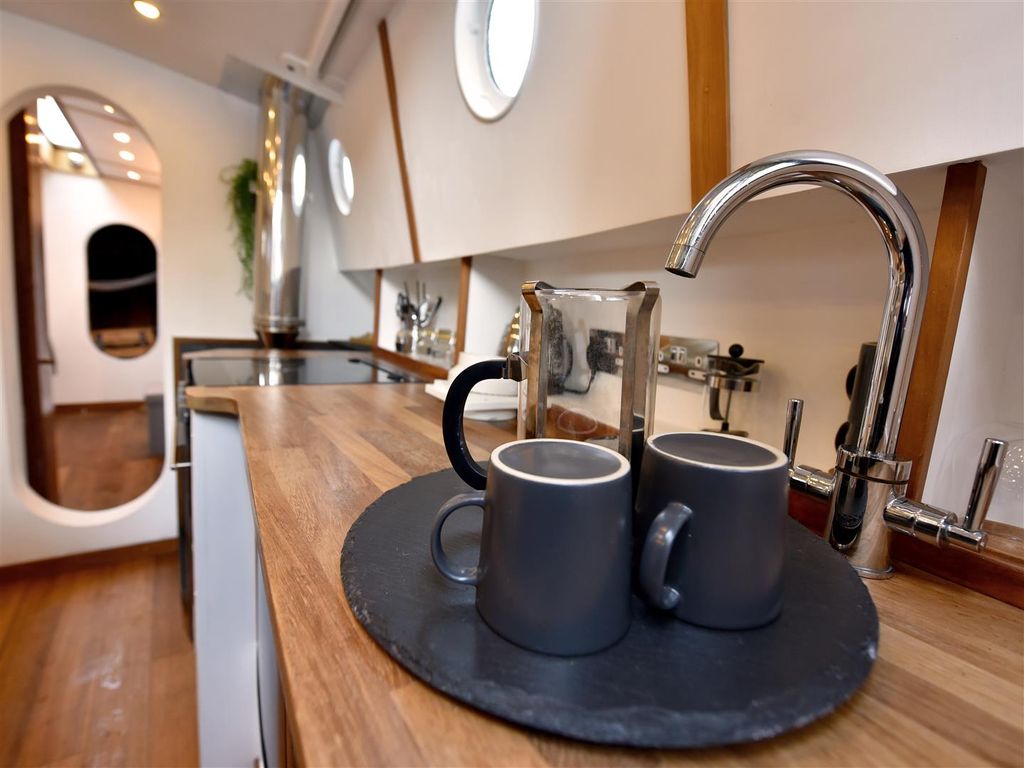 Property photo 2 of 7 Florence - 26.Jpg