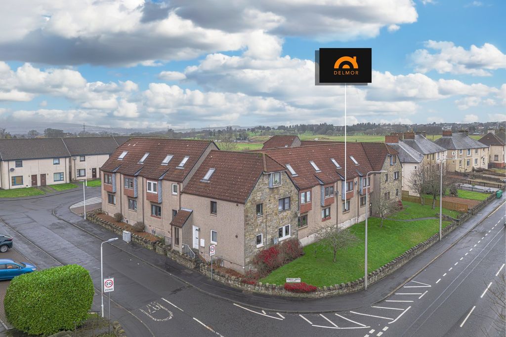 Property photo 3 of 26