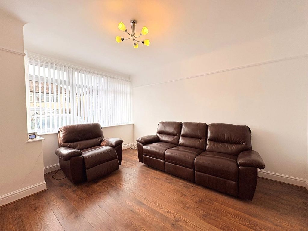 Property photo 3 of 12 Picture No. 08