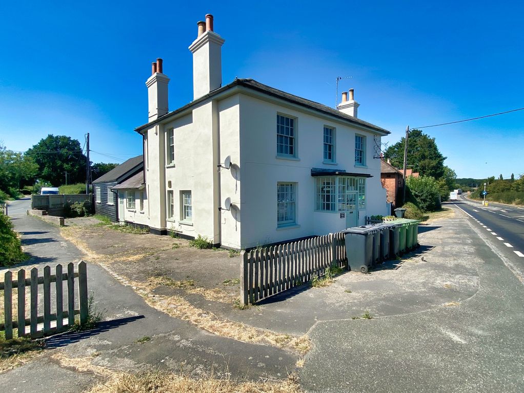 Property photo 1 of 6