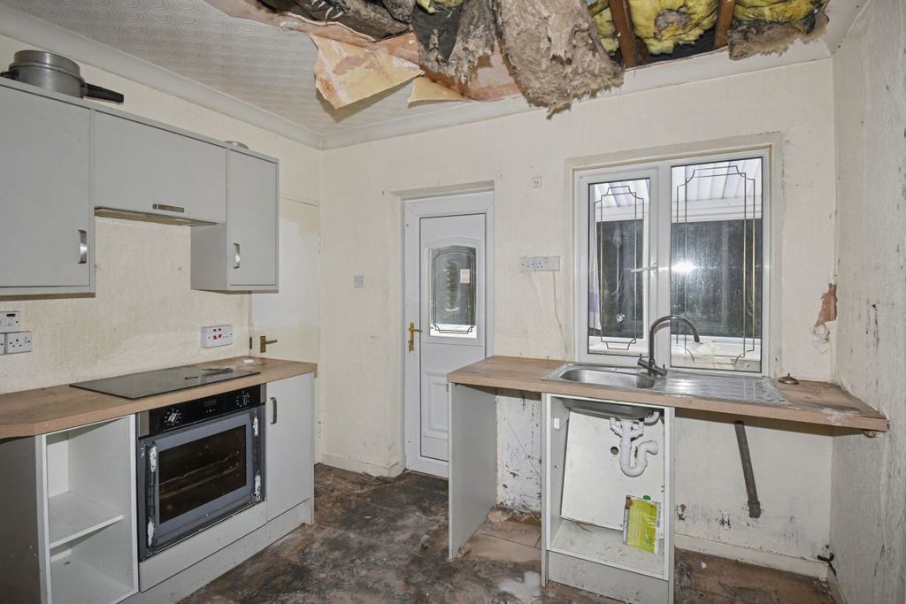 Property photo 2 of 10 Image 2