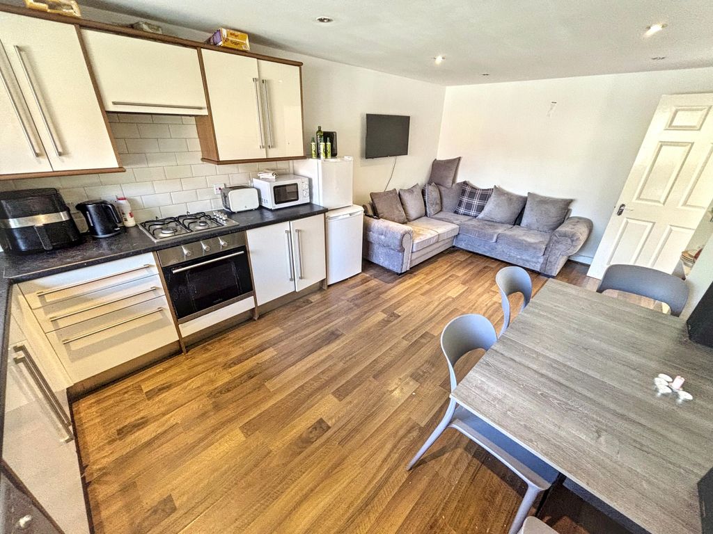 Property photo 1 of 10 Img_1754