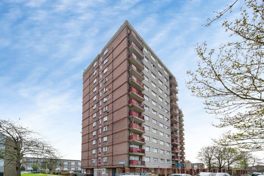 Property photo 2 of 12