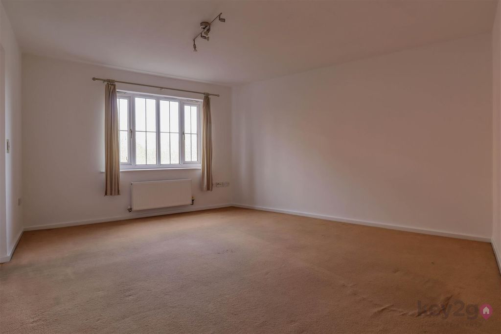 Property photo 2 of 13 Img_9738-Img_9740.Jpg