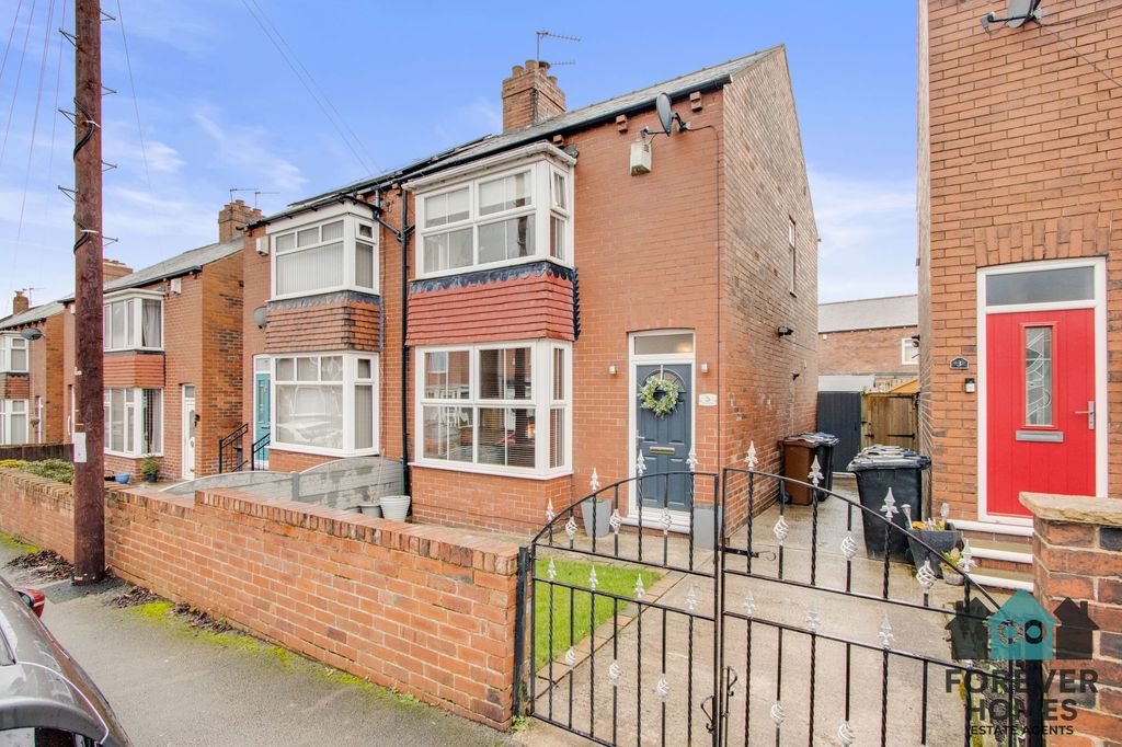 Property photo 1 of 13