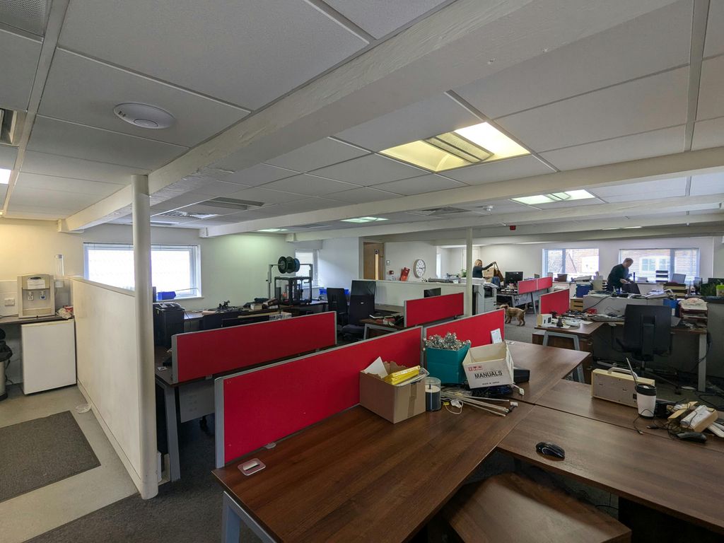 Property photo 2 of 4 1000006177.Jpg