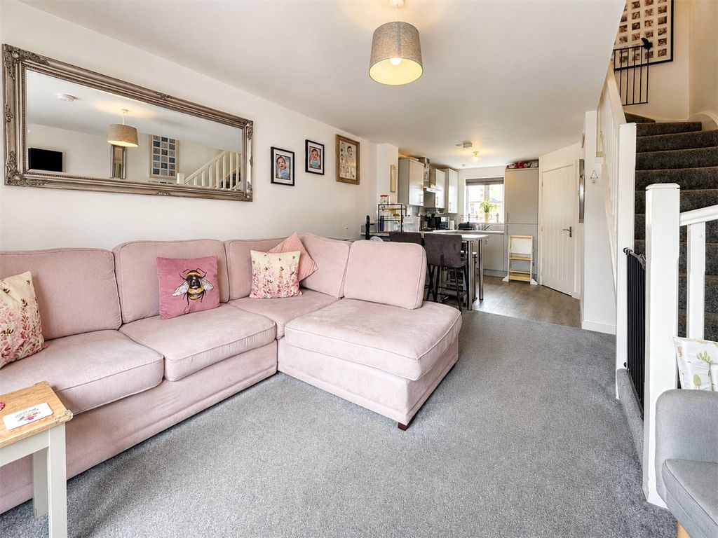 Property photo 3 of 12 Picture No. 12